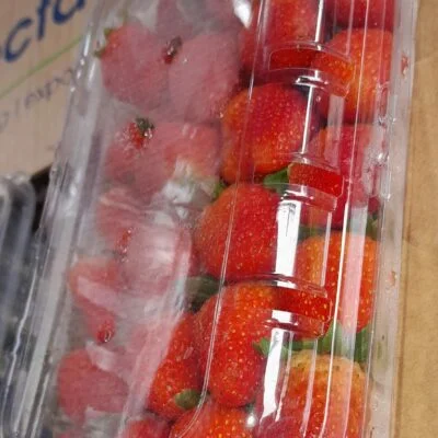 strawberry2 NenaGroceries